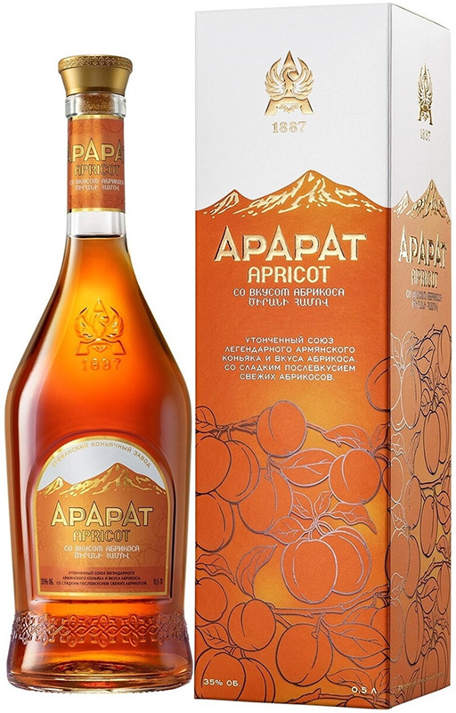 Спиртной напиток на основе армянского коньяка "АРАРАТ СО ВКУСОМ АБРИКОСА", креп 30%, емк 0.5л. п/у
