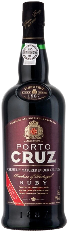 Крепленое вино крепкое (портвейн) марочное "Порто Круз Руби", креп. 19%, емк 0,75л