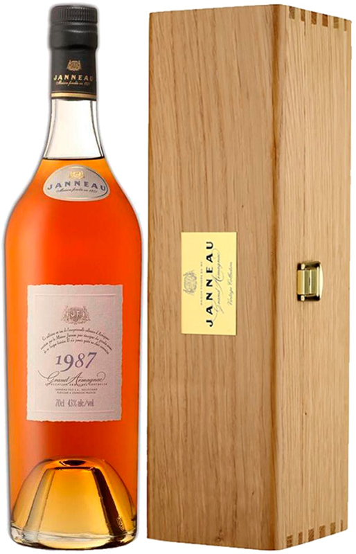 БРЕНДИ "Арманьяк Жанно Винтажная Коллекция", год урожая 1987, в деревянной п/у, креп. 43%, емк  0.7л.