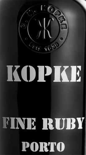 Этикетка Крепленое вино крепкое (портвейн) марочное "Копке Файн Руби Порто" 2019г креп 19,5%, емк  0.75л.